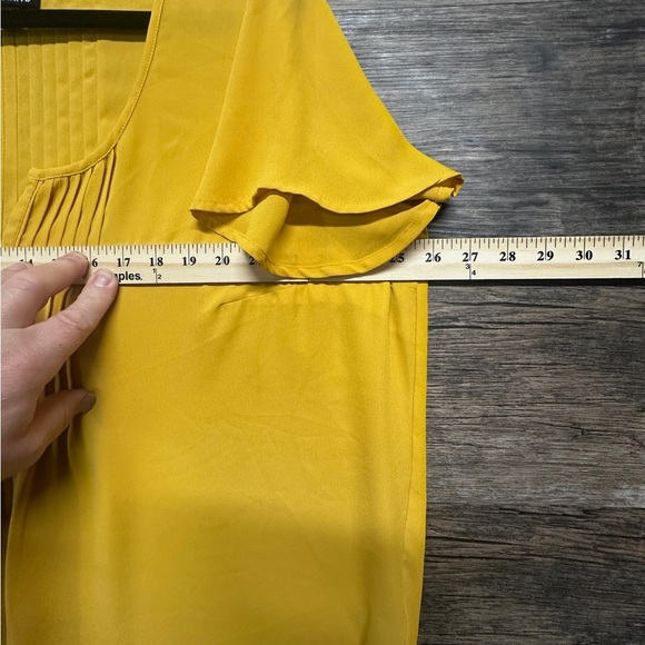 Torrid Yellow Flutter Sleeve Blouse with Bib Collar - Picture 4 of 6